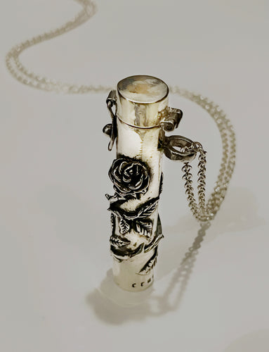 Rose Cigar Holder Pendant
