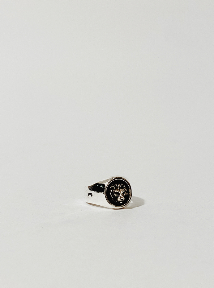 Mini Lion Ring
