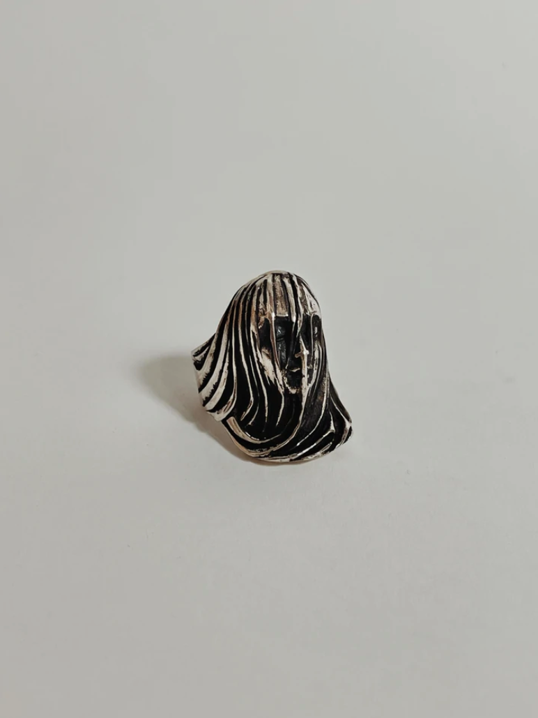 Veiled Face Ring