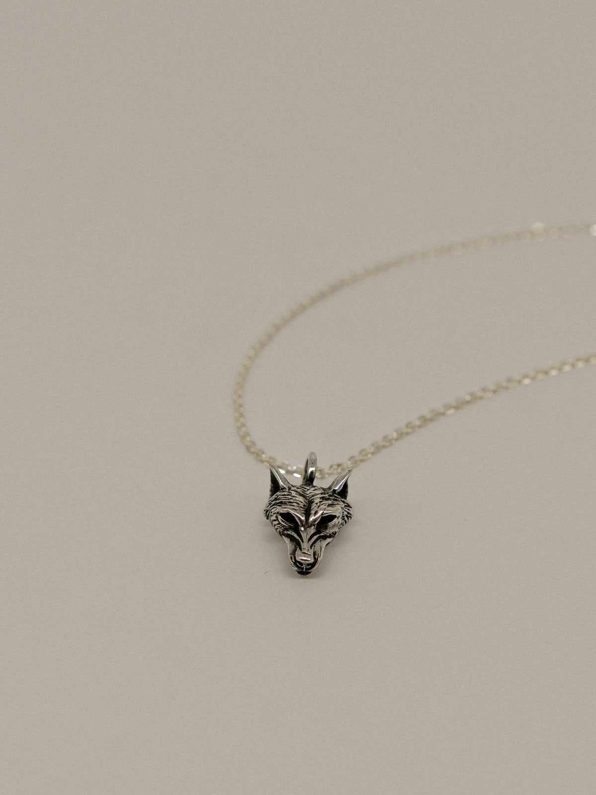 Wolf Pendant (With Chain)