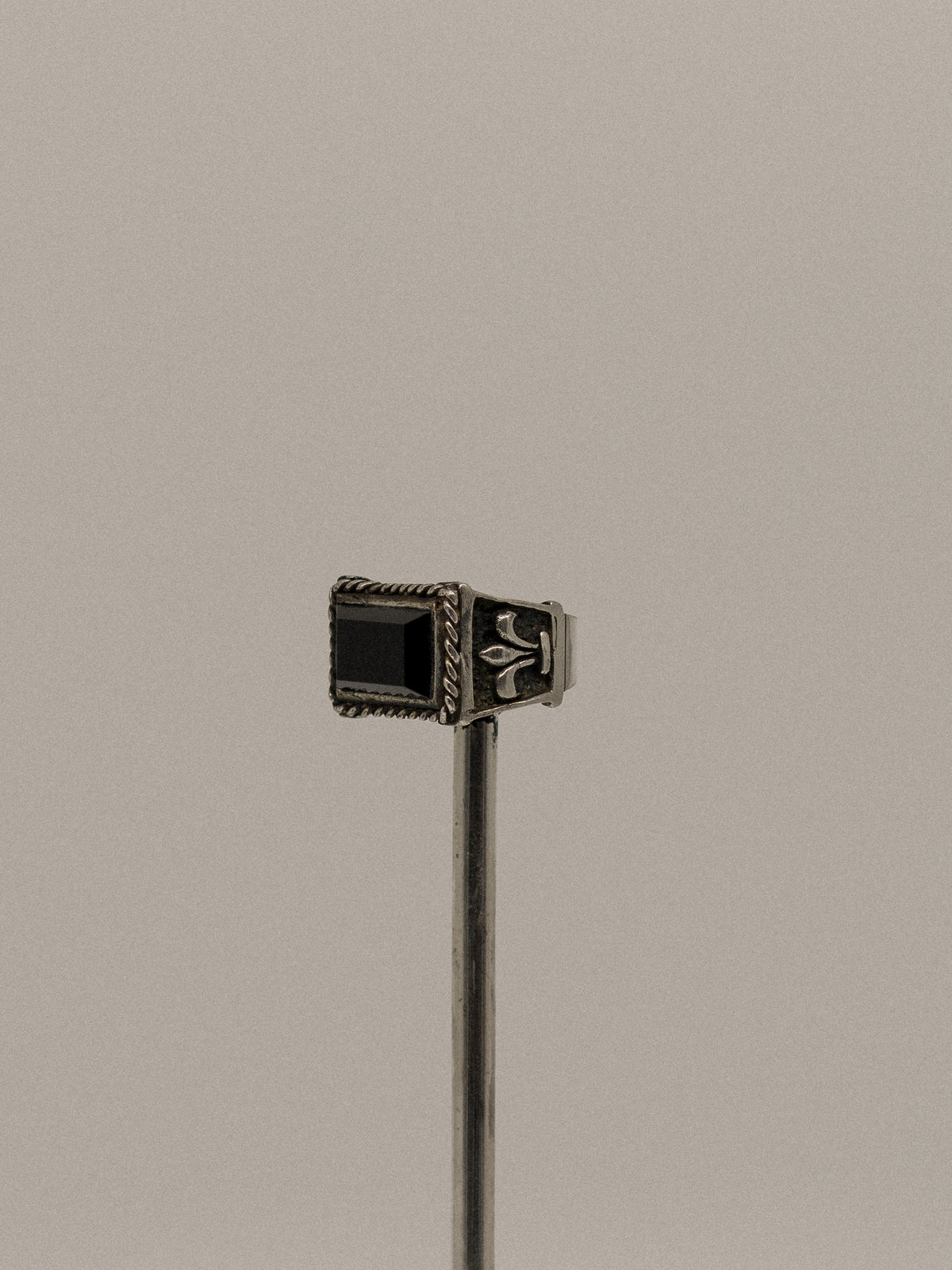 Italian Rectangular Onix Ring