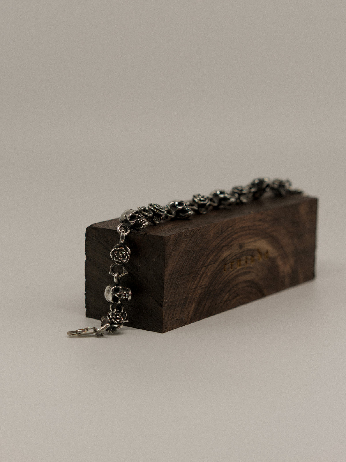 Skull &amp; Roses Bracelet