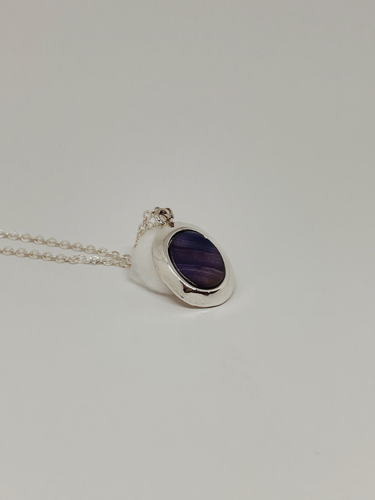 Oval Frame Pendant with Stone (With Chain)