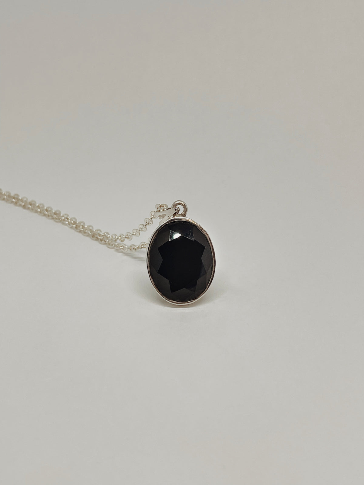Oval Pendant with Stone (With Chain)