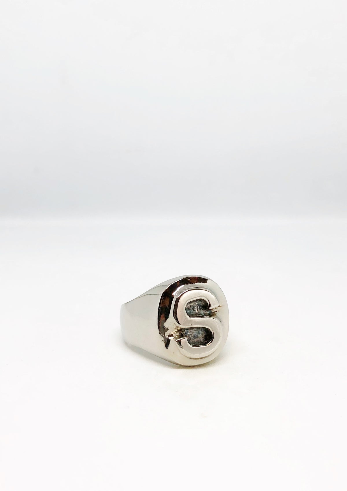 &quot;S&quot; Letter Ring